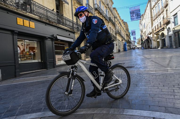 Seine-Saint-Denis: un homme armé d'un couteau tué par des policiers Seine-Saint-Denis: un homme armé d'un couteau tué par des policiers