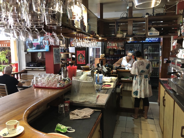 Les restaurateurs reprennent petit à petit leur activité dans la capitale.