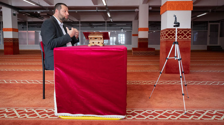 Mosquées fermées, rassemblements interdits: ramadan morose en pleine pandémie Mosquées fermées, rassemblements interdits: ramadan morose en pleine pandémie