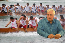 Amateur de Dragon Boat, Clive Palmer envoie 26 tahitiens à Londres