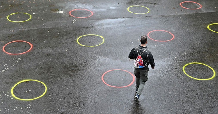 Coronavirus: l'Europe en pleine débâcle économique, l'Allemagne déconfine un peu plus Coronavirus: l'Europe en pleine débâcle économique, l'Allemagne déconfine un peu plus