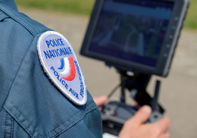 Surveillance du confinement: recours contre l'utilisation de drones Surveillance du confinement: recours contre l'utilisation de drones