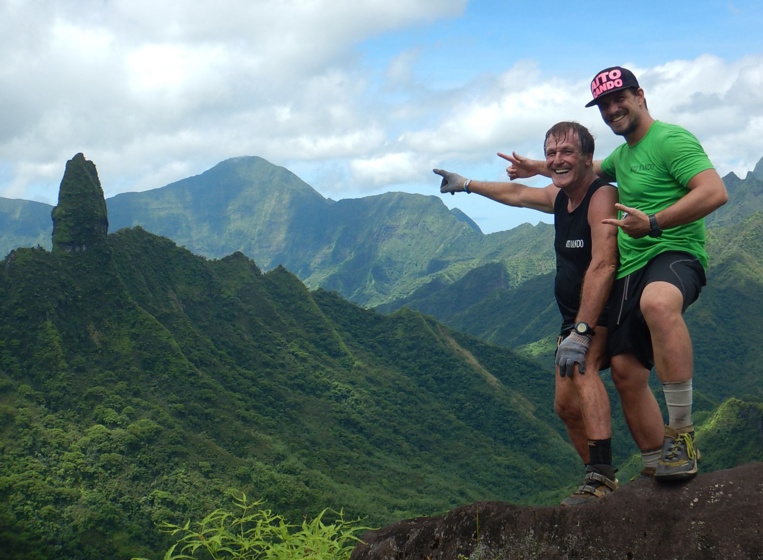 Aito Rando, c’est une affaire entre un père et un fils, le tandem Leyral connaissant la montagne tahitienne sur le bout des doigts. Jimmy, le fils, est le président de l’association regroupant les guides professionnels.