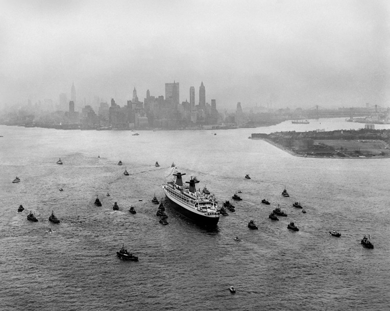 Il y a 60 ans, le mythique paquebot France était mis à l'eau à Saint-Nazaire Il y a 60 ans, le mythique paquebot France était mis à l'eau à Saint-Nazaire