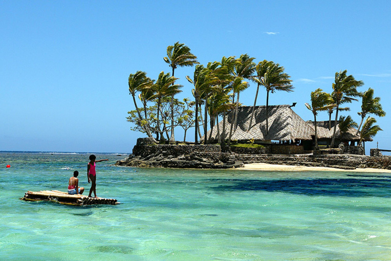 Epargnées par le virus, les îles du Pacifique redoutent de rouvrir aux touristes