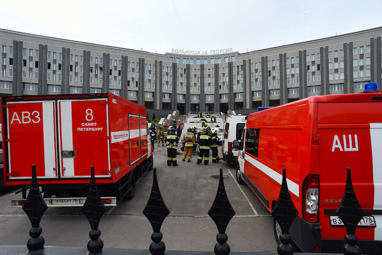 Cinq morts dans un incendie dans un hôpital de Saint-Pétersbourg Cinq morts dans un incendie dans un hôpital de Saint-Pétersbourg