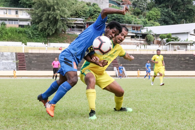 Les esprits s'échauffent dans le monde du foot Les esprits s'échauffent dans le monde du foot