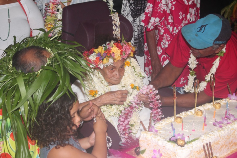 Tetara Hioe a soufflé ses 100 bougies mercredi dernier. Tetara Hioe a soufflé ses 100 bougies mercredi dernier.