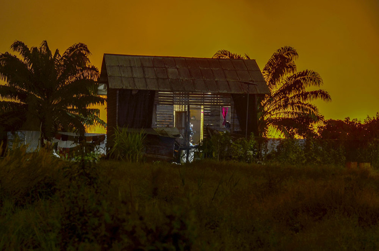 L'Indonésie déclenche des pluies artificielles pour prévenir les feux de forêt L'Indonésie déclenche des pluies artificielles pour prévenir les feux de forêt