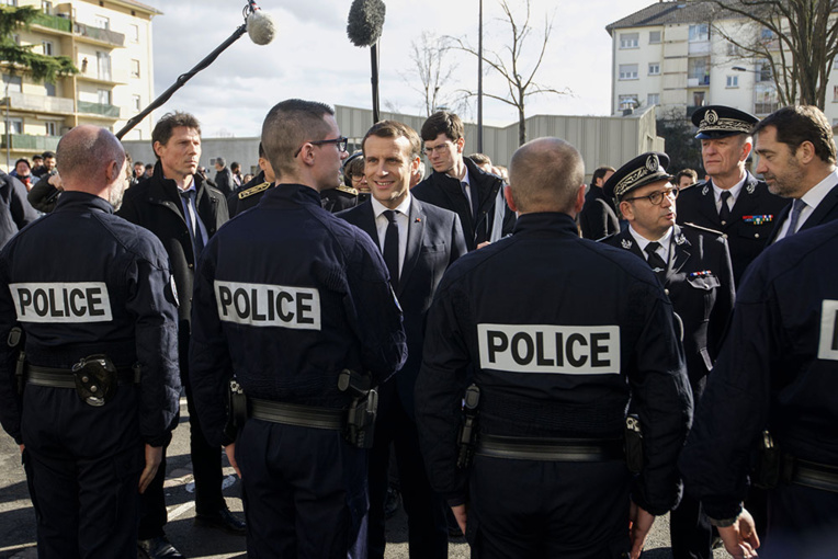 La mort de George Floyd relance en France le débat sur les violences policières