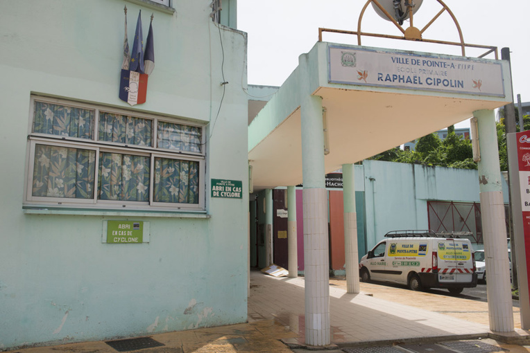 Guadeloupe: la justice ordonne la réouverture d'écoles maternelles et primaires Guadeloupe: la justice ordonne la réouverture d'écoles maternelles et primaires