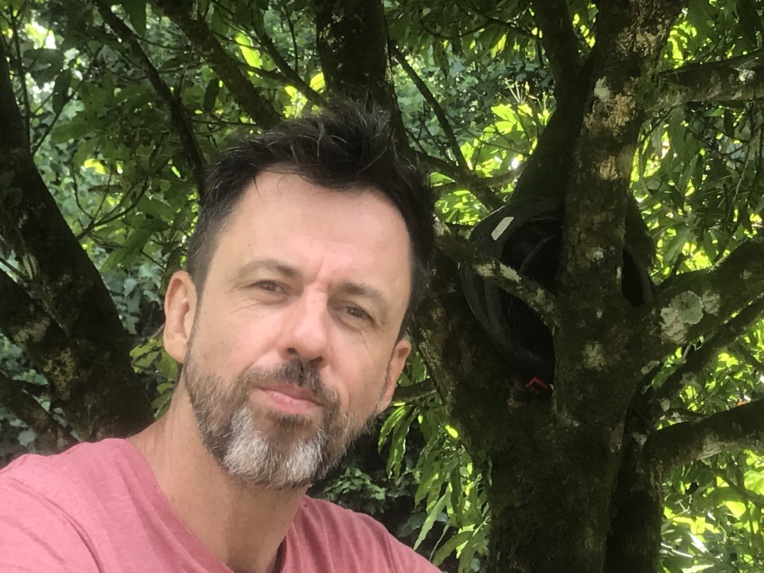 Guillaume Gay, de la compagnie du Caméléon. Guillaume Gay, de la compagnie du Caméléon.