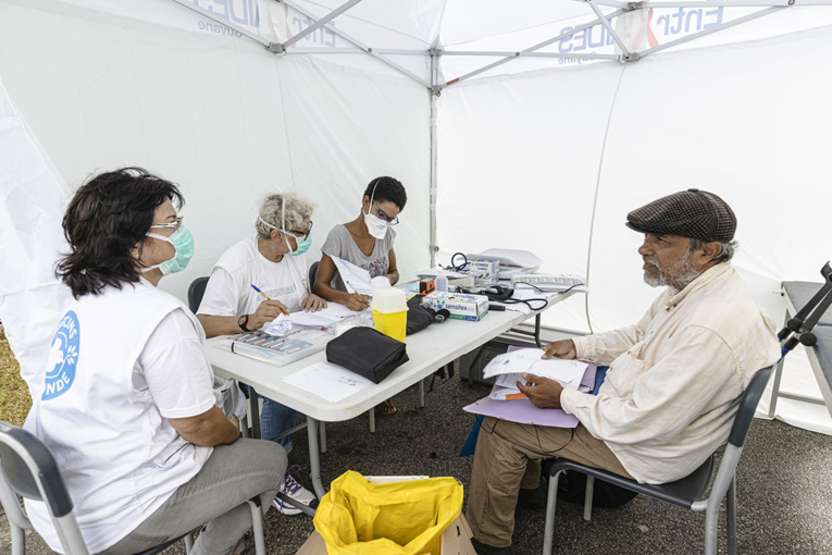 Guyane: l'épidémie s'accentue, le report des municipales en question
