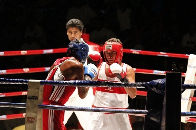 Tetoofa Henere (80kg Cadet) est le champion de Californie 2012.
