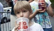 New York bannit les sodas géants dans les restaurants, stades et cinémas