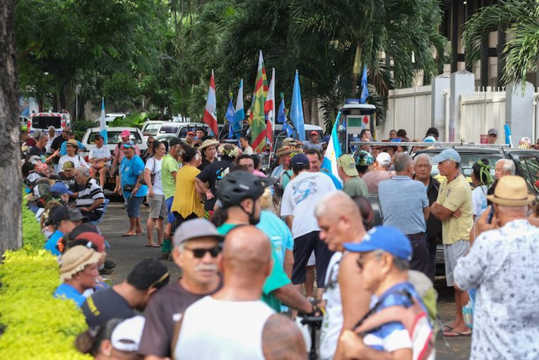 L'attention monte L'attention monte