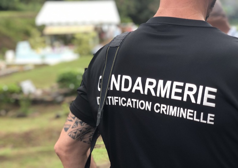 Cold case à Moorea : Le corps d’une femme exhumé Cold case à Moorea : Le corps d’une femme exhumé