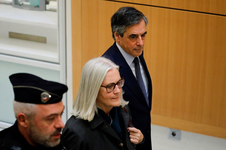 Affaire Fillon: l'ex-cheffe du parquet national financier "regrette" que ses propos aient été "déformés" Affaire Fillon: l'ex-cheffe du parquet national financier "regrette" que ses propos aient été "déformés"