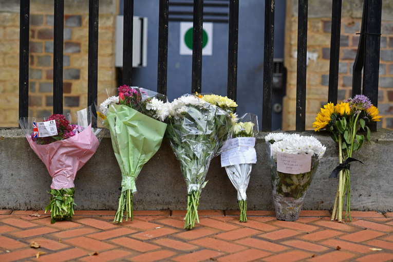 Royaume-Uni: après l'attaque de Reading, le profil du suspect interroge