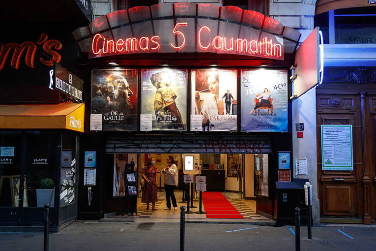 Virus: les cinémas et casinos rouvrent lundi, les stades le 11 juillet