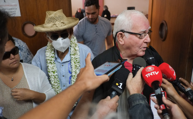 Temaru-Leroy à Paris ou à Nouméa ? Temaru-Leroy à Paris ou à Nouméa ?