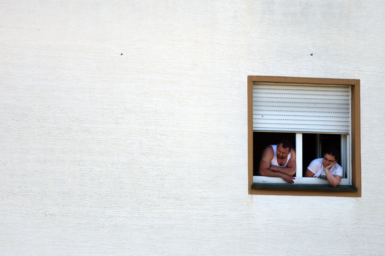 Virus: l'Allemagne décrète ses premiers reconfinements locaux