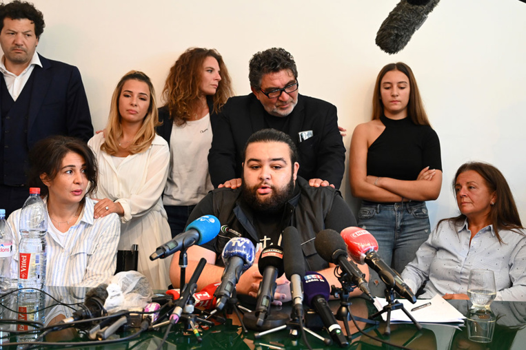 Mort de Cédric Chouviat : les policiers, "catastrophés", disent ne pas avoir entendu "j'étouffe"