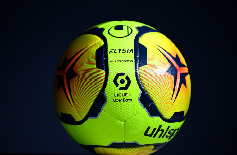 Foot: la L1 reste à 20 clubs, Amiens et Toulouse filent vers la L2