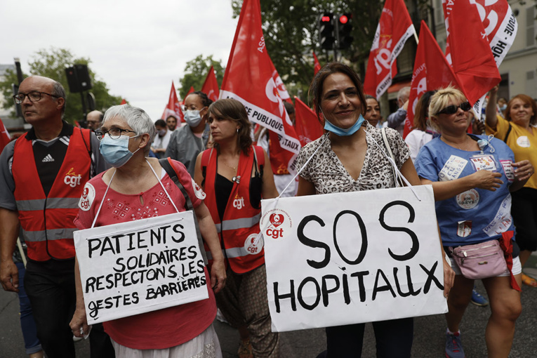 L'hôpital redescend dans la rue, pour quelques milliards de plus L'hôpital redescend dans la rue, pour quelques milliards de plus