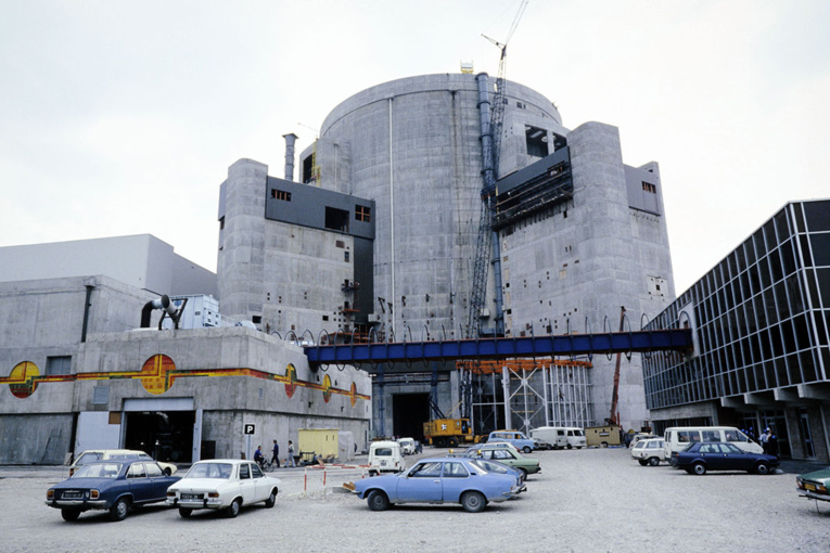 Isère: mesures radiologiques après un début d'incendie dans un réacteur nucléaire à l'arrêt