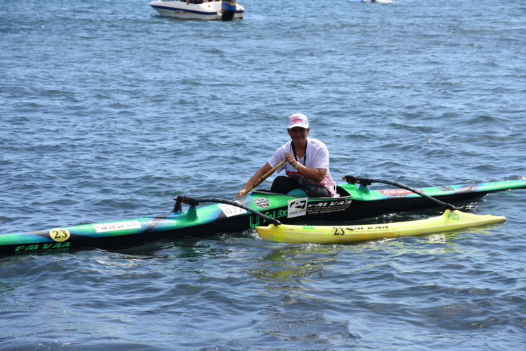 "J'ai l'habitude de faire ce parcours quand je m'entraine. Et je trouvais que le vent était moins fort aujourd'hui du coup je n'ai pas trop souffert dans la remontée vers Mahina. J'ai pris un bon départ et ensuite j'ai bien géré ma course", a indiqué Vaimiti Maoni à l'issue de la course. "J'ai l'habitude de faire ce parcours quand je m'entraine. Et je trouvais que le vent était moins fort aujourd'hui du coup je n'ai pas trop souffert dans la remontée vers Mahina. J'ai pris un bon départ et ensuite j'ai bien géré ma course", a indiqué Vaimiti Maoni à l'issue de la course.