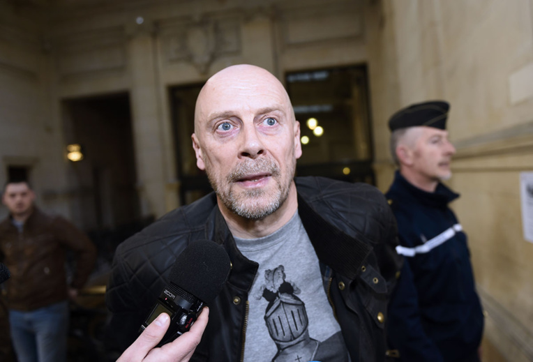 Haine sur internet: Youtube supprime les chaînes d'Alain Soral