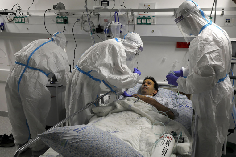 Covid-19: problèmes cérébraux possibles même dans des formes bénignes Covid-19: problèmes cérébraux possibles même dans des formes bénignes