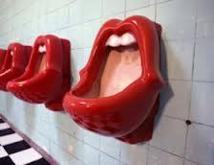Un restaurant australien retire ses urinoirs en forme de bouche de femme