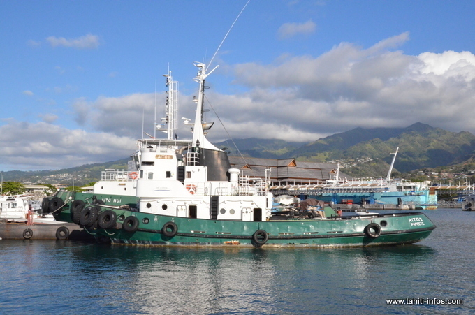 Les trois remorqueurs du port de Papeete sont immobilisés à quai, en raison de la grève des marins du service depuis mardi 0 heure.