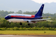 Indonésie: un avion atterrit au mauvais aéroport