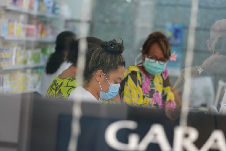 Des masques à tout prix