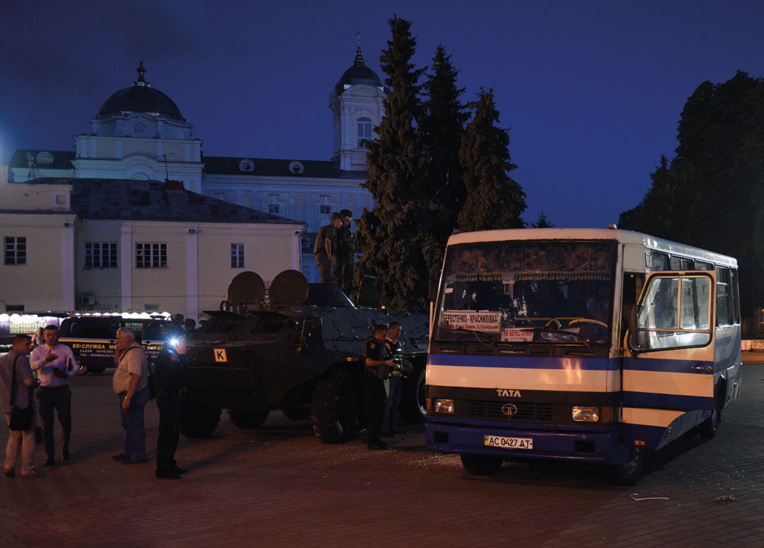 Prise d'otages dans un bus en Ukraine: tous les otages libérés