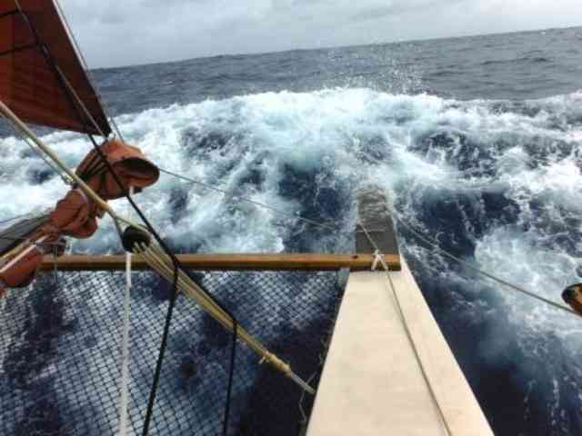 Les pirogues doubles Faafaite et Hikianalia arriveront jeudi à Mahina