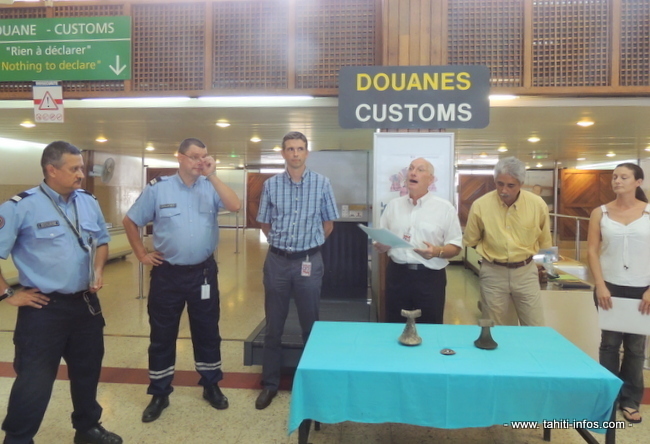 Lors de la conférence de presse ce jeudi après-midi à l'aéroport de Faa'a.