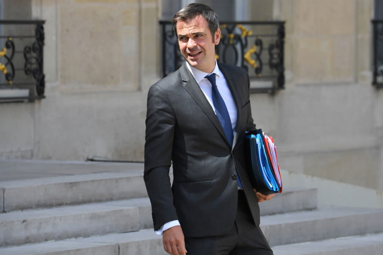 Coronavirus: nouveaux clusters et rassemblements interdits en Mayenne Coronavirus: nouveaux clusters et rassemblements interdits en Mayenne