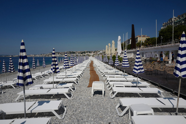 Coronavirus: les restrictions se multiplient, la pandémie saigne à blanc le tourisme mondial Coronavirus: les restrictions se multiplient, la pandémie saigne à blanc le tourisme mondial