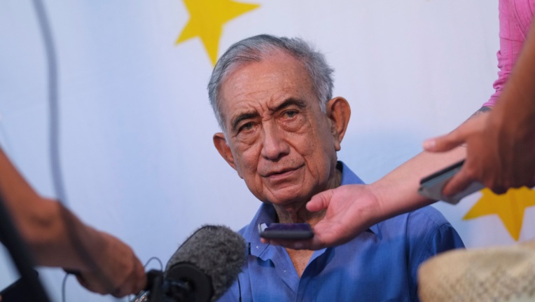 La pétition à 1 000 Fcfp d'Oscar La pétition à 1 000 Fcfp d'Oscar