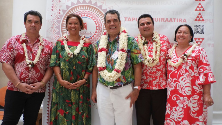 Lana Tetuanui et Teva Rohfritsch en lice pour les sénatoriales Lana Tetuanui et Teva Rohfritsch en lice pour les sénatoriales