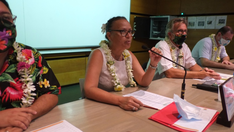 Quatre fonctionnaires sans stage au fenua