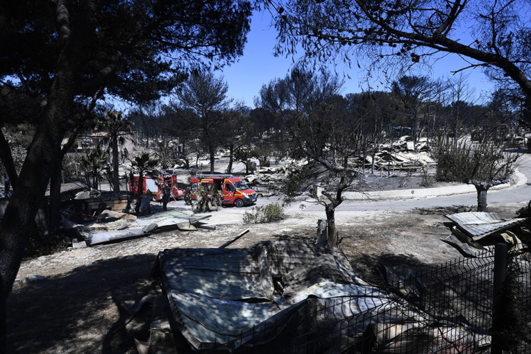Incendie maîtrisé près de Marseille, scènes de désolation Incendie maîtrisé près de Marseille, scènes de désolation