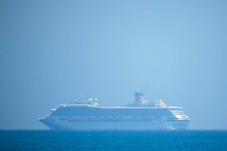 Coronavirus sur un navire de Costa Croisières: un collectif de passagers porte plainte à Paris Coronavirus sur un navire de Costa Croisières: un collectif de passagers porte plainte à Paris