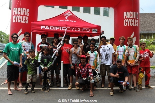 VTT Descente : 1ère manche de la coupe de Tahiti à Te Tavake