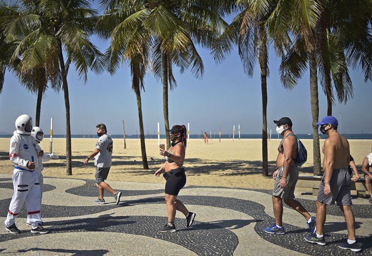 Brésil: une application pour réserver sa plage à Rio