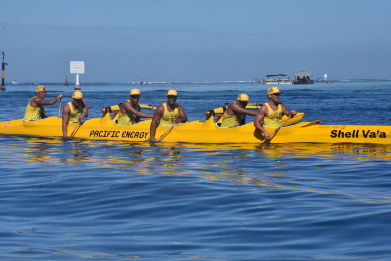 Shell Va'a a pu apporter ses dernier réglages lors de la VIP Race le 1er août. Shell Va'a a pu apporter ses dernier réglages lors de la VIP Race le 1er août.